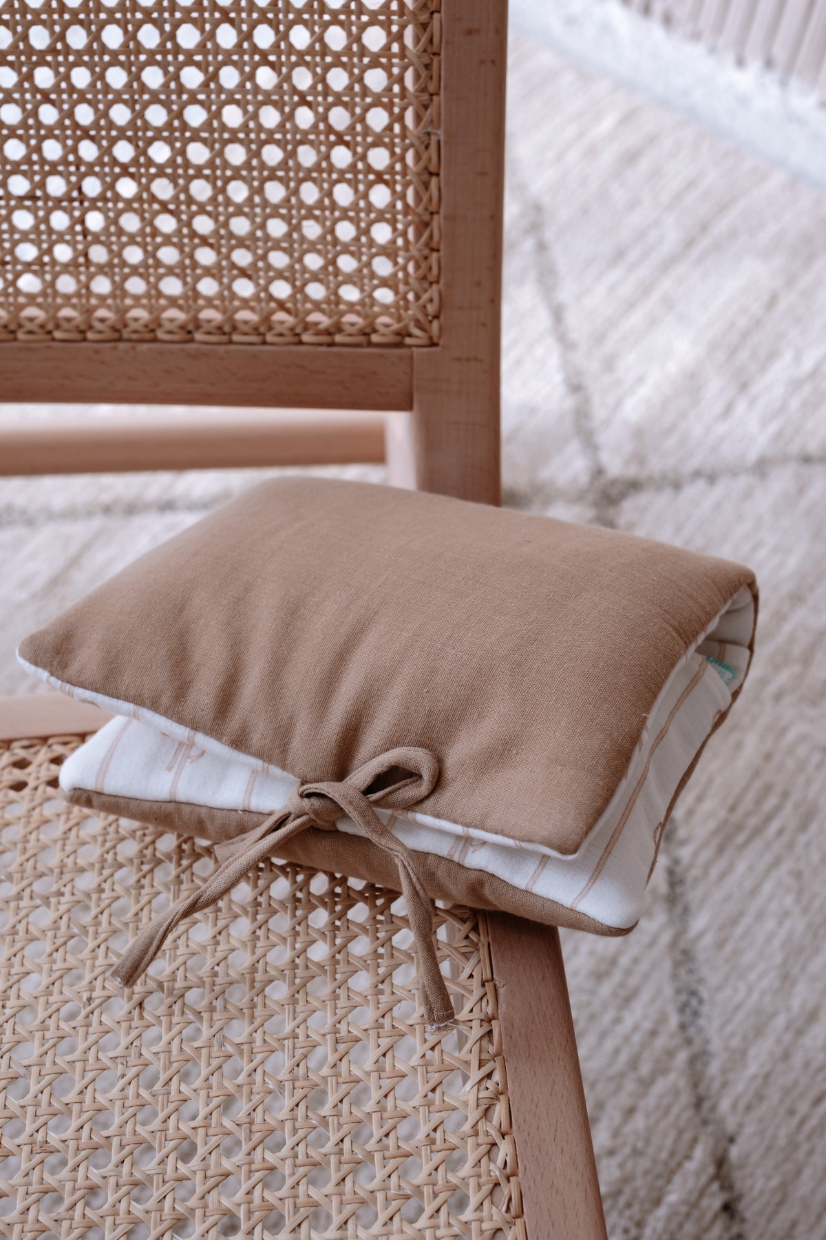 p:12861-vid:0-i:3701